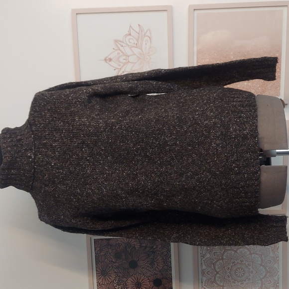 LL Bean gray wool turtleneck. Medium - Picture 1 of 6